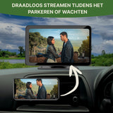 Navion One wireless CarPlay screen shows video streaming from smartphone during parking or waiting – perfect for movies and series on the go.