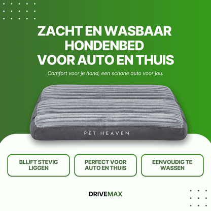 Grijze rechthoekige hondenmand met geribbeld kussen op groene promotieachtergrond met tekst over zacht hondenbed.